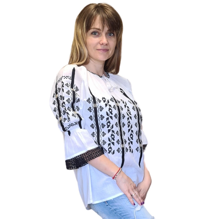 Ie damă Emilia 1 [4]