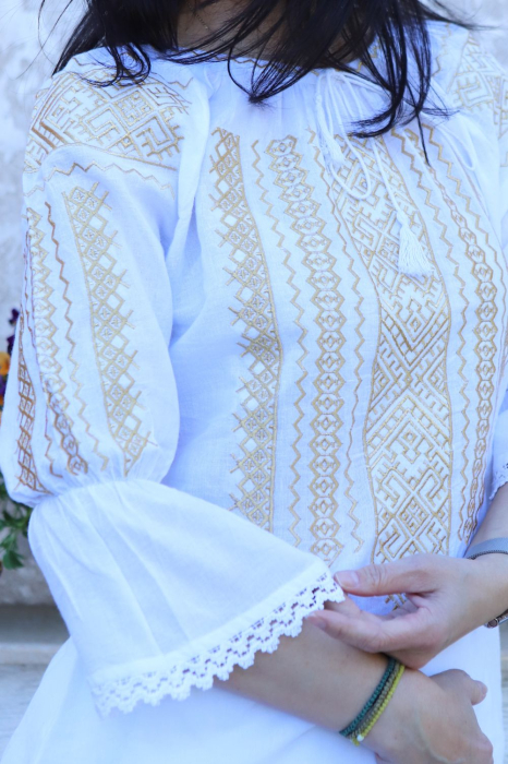 Ie damă Aurelia broderie aurie [4]