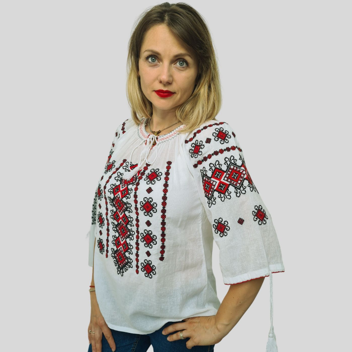Ie damă Valentina broderie rosie [3]