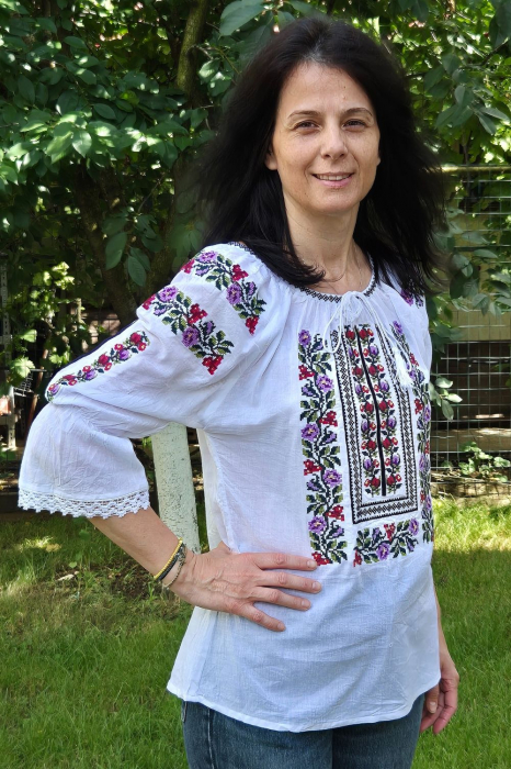 Ie damă Chiriachi broderie mov [3]