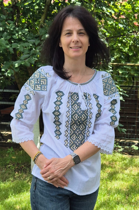 Ie damă Livia broderie bej [3]