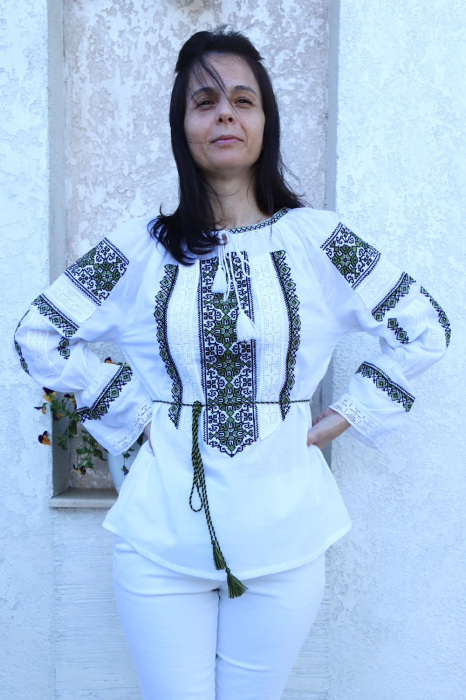 Ie damă Elefteria broderie verde [3]
