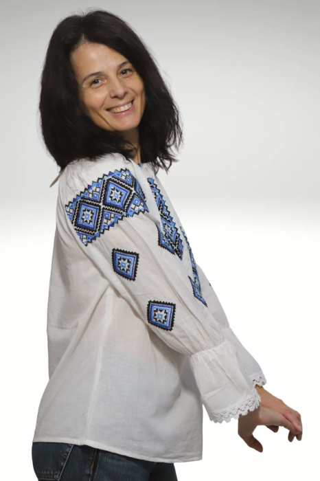 Ie damă Erotida broderie albastra [4]