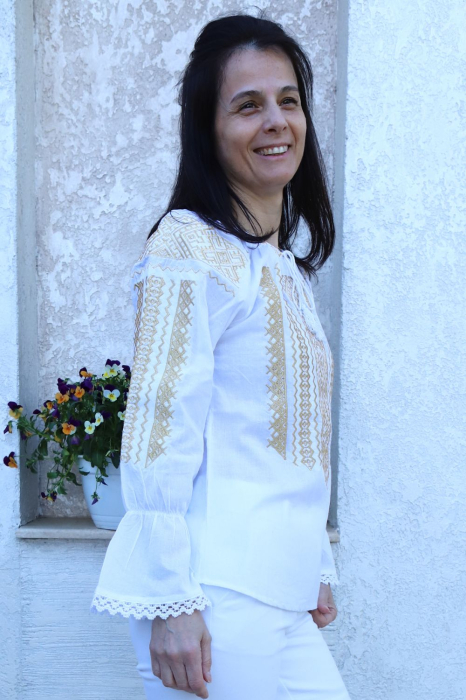 Ie damă Aurelia broderie aurie maneca linga [2]