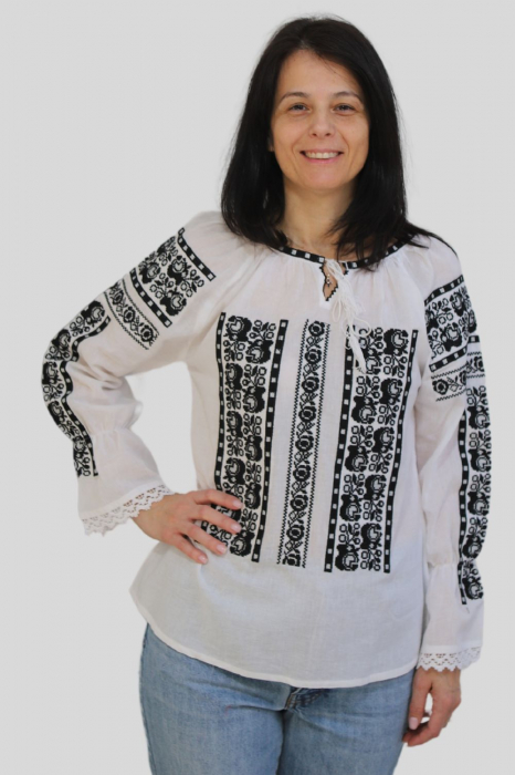 Ie damă Elsa broderie neagra [3]