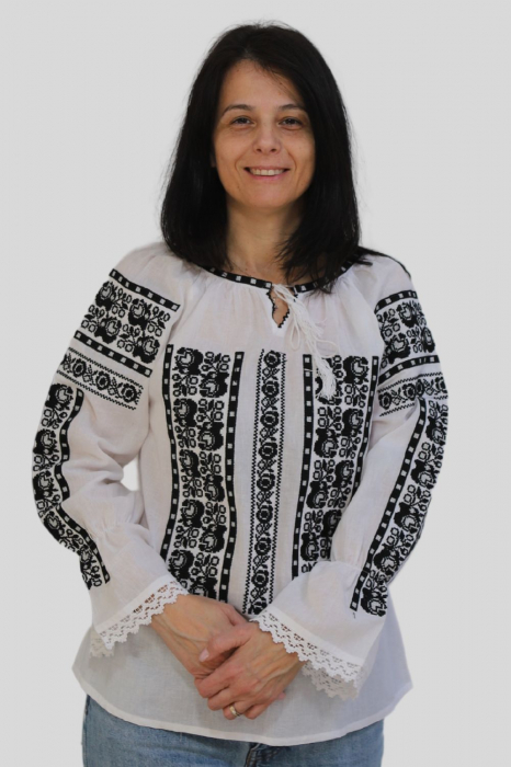 Ie damă Elsa broderie neagra [2]
