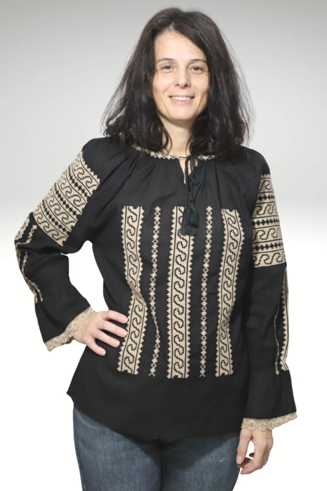 Ie damă Nectaria broderie bej maneca lunga [2]