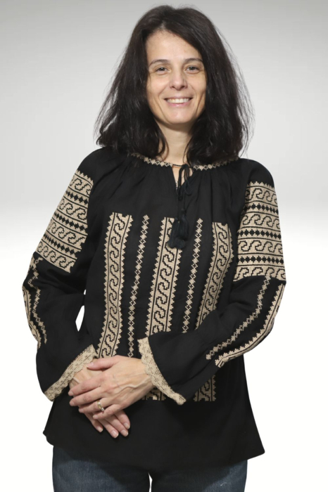 Ie damă Nectaria broderie bej maneca lunga [3]