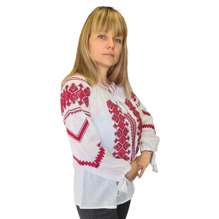 Ie damă Lavinia broderie roșie [2]