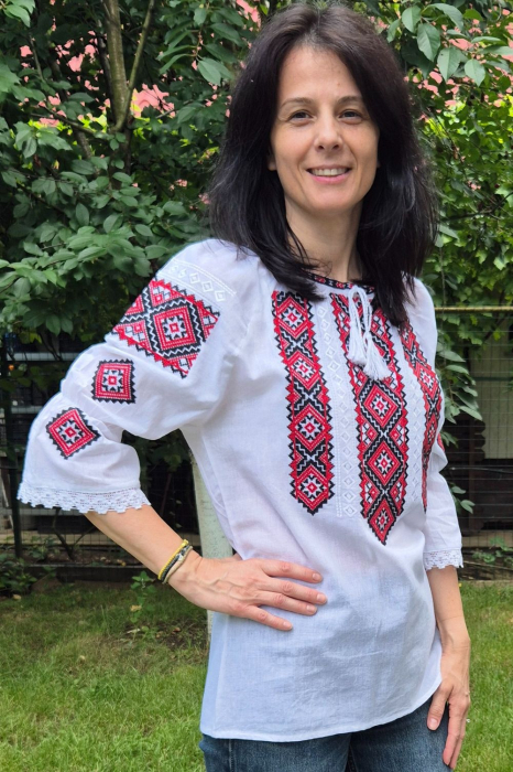 Ie damă Erotida broderie rosie [3]