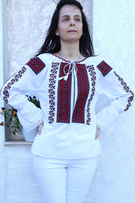 Ie damă Monalisa broderie rosie [2]