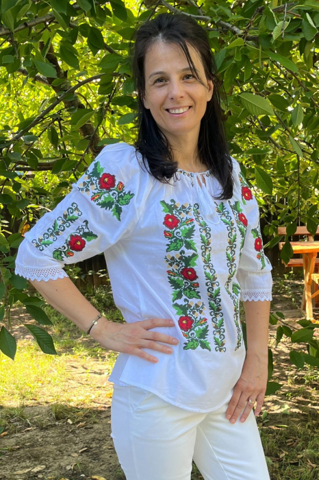 Ie damă Luciana [2]