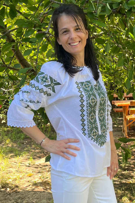 Ie damă Meletina broderie verde [3]