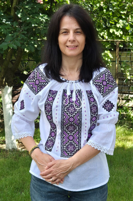 Ie damă Paraschevi broderie mov [2]