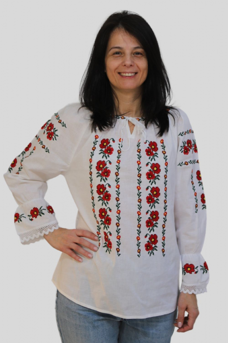 Ie damă Rita maneca lunga [2]