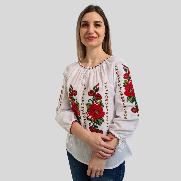 Ie damă Petronela broderie roșie [3]