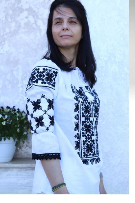 Ie damă Steluta broderie neagra [3]