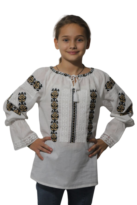 Ie fete Pinufia broderie bej [1]