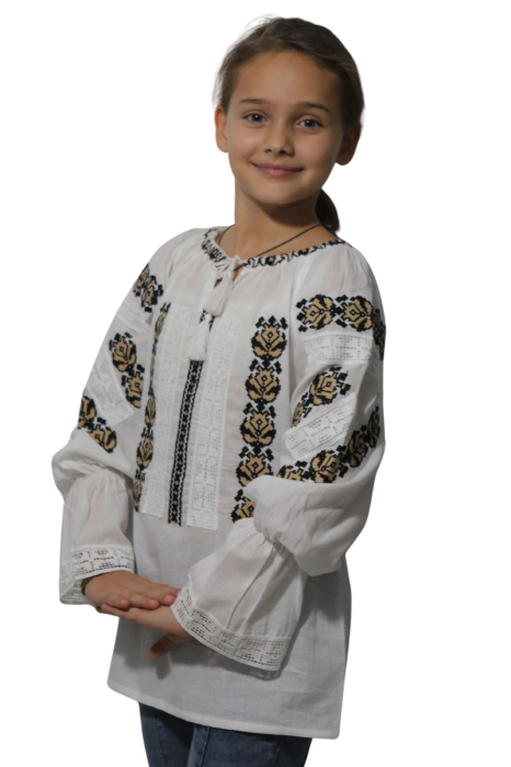 Ie fete Pinufia broderie bej [4]