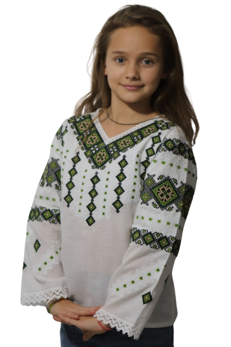 Ie fete Antuzia broderie verde [4]