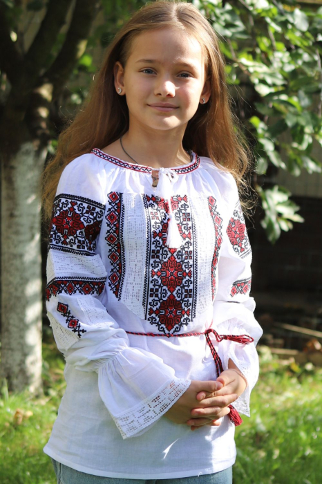 Ie fete Elefteria broderie rosie [3]