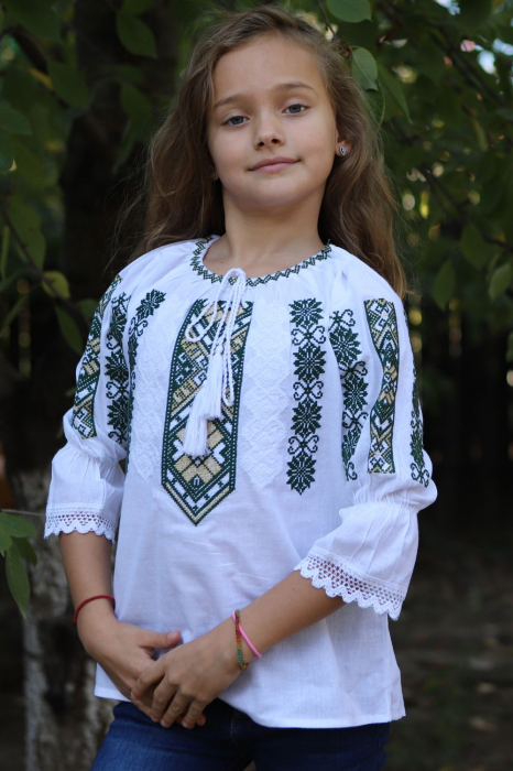 Ie fete Nastia [2]