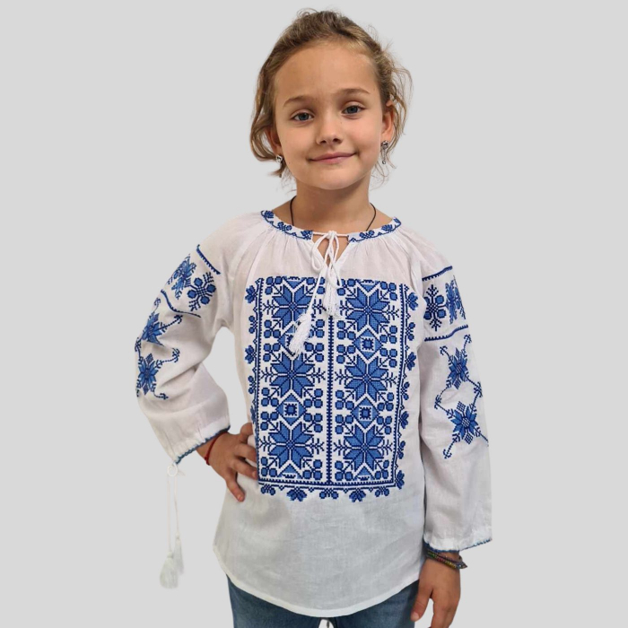 Ie fete Steluta broderie albastra [2]