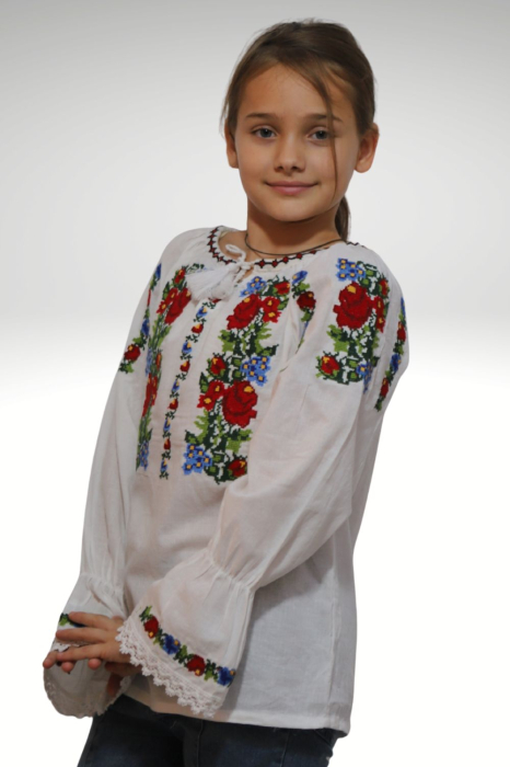 Ie fete Raisa broderie rosie [3]