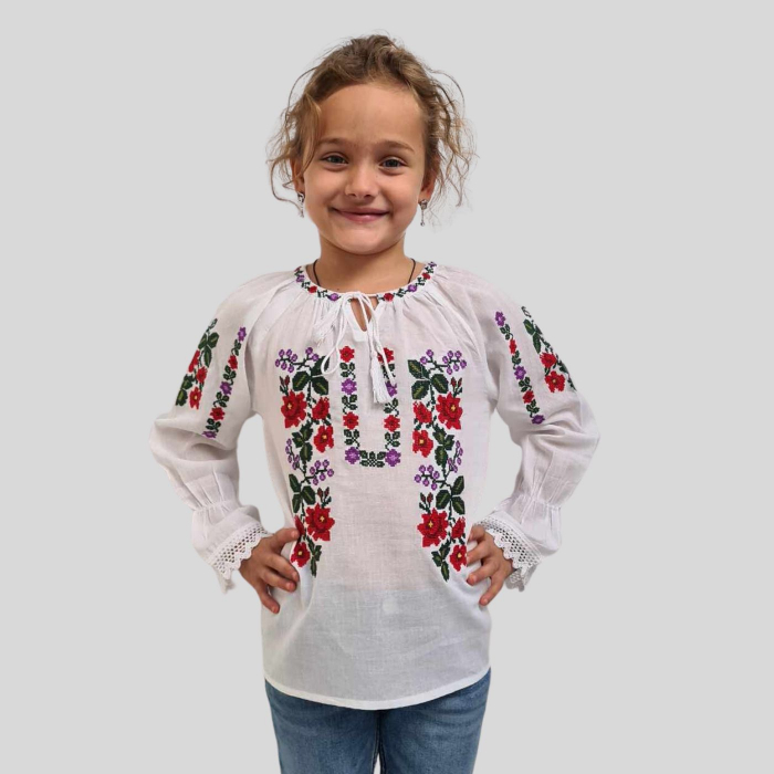 Ie fete Sofronia [3]