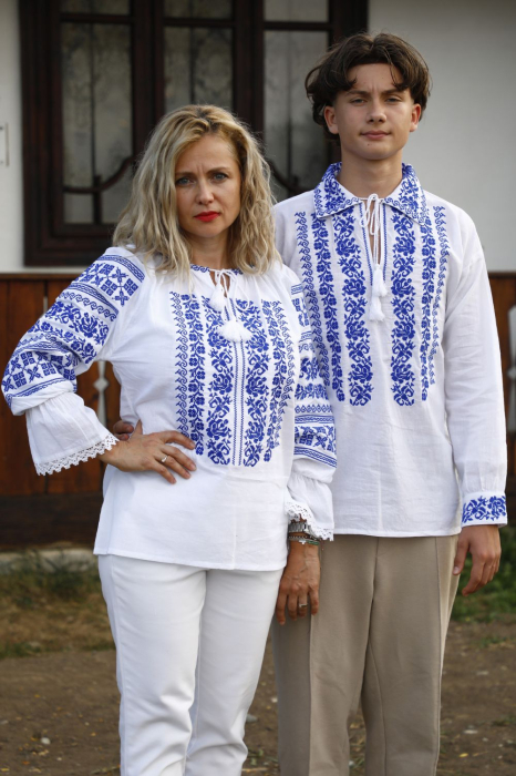 Set cuplu Amza si Ana broderie albastra [2]
