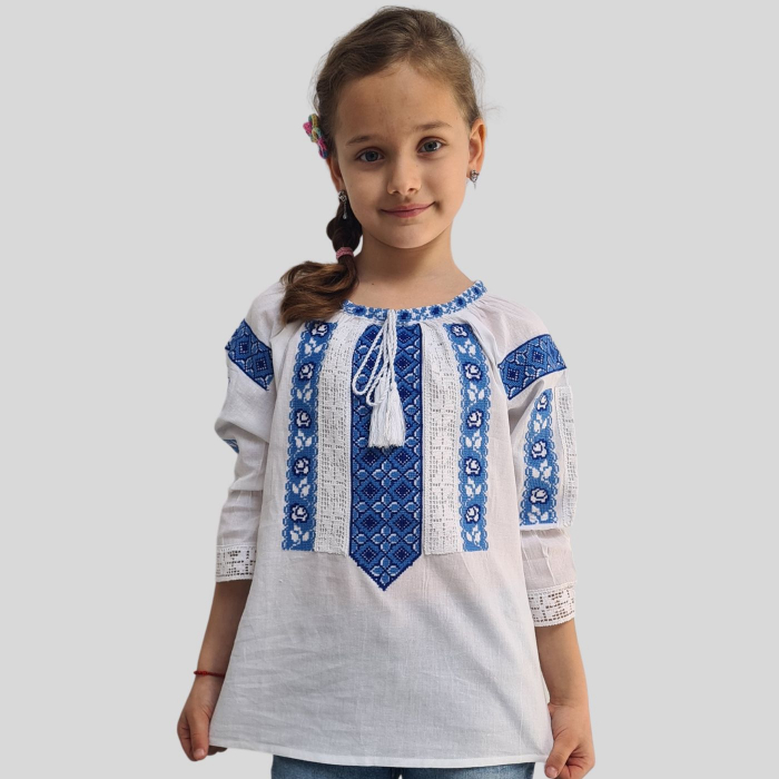 Set familie Eladie si Ruxandra broderie albastra [4]