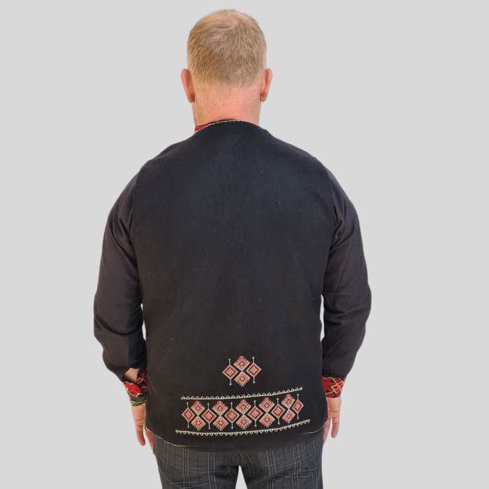 Vestă bărbați Traian broderie bej si rosie [3]