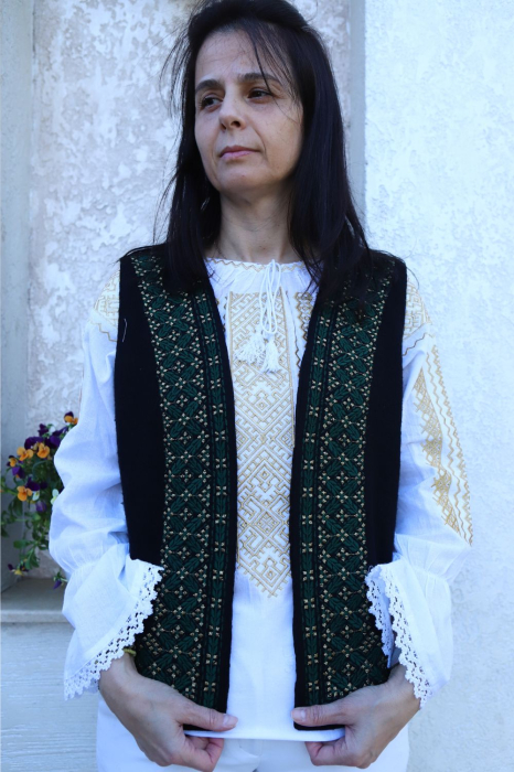 Vestă damă Bela broderie verde [3]