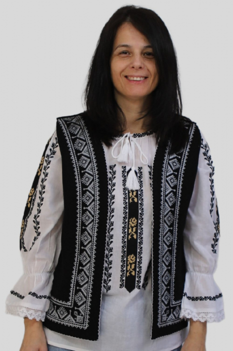 Vestă damă bradut broderie alba [2]