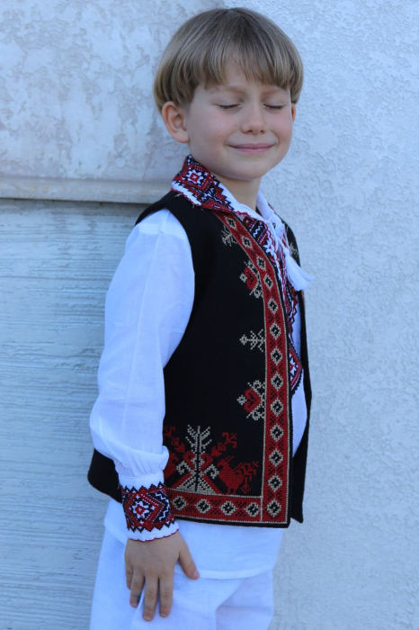 Vesta traditionala copii Mavric broderie rosie [3]