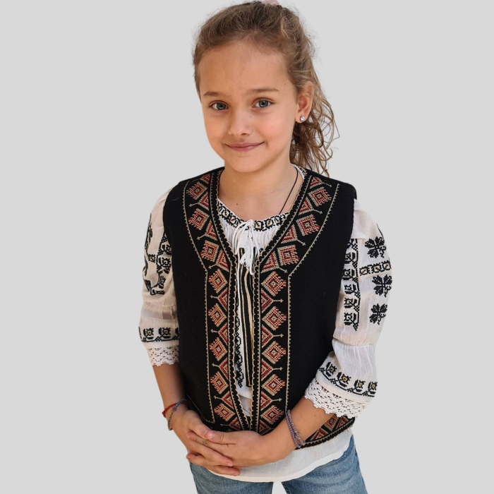 Vesta traditionala motiv bradut broderie rosie si bej [4]