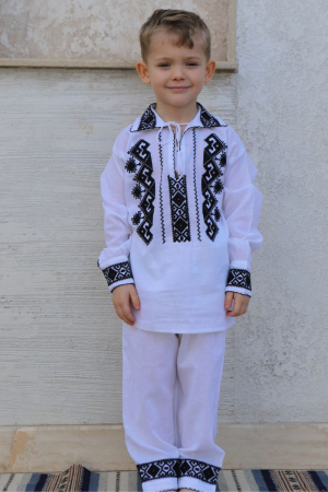 Compleu baieti Ilarion broderie neagra [2]