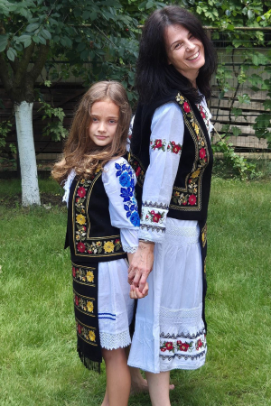 Compleu damă tradițional flori de toamna [3]