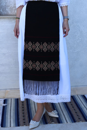 Fotă damă tradițională model geometric romb [2]