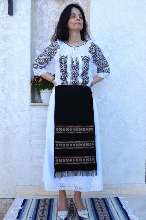 Dama - Fotă damă tradițională Cristina