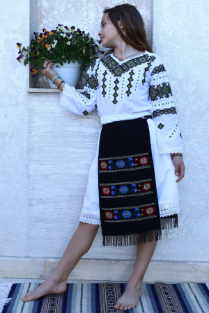 Fotă traditionala copii  broderie spic [1]