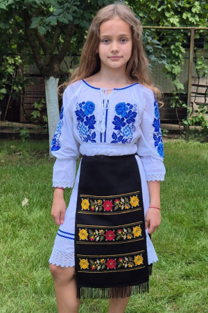 fote - Fotă traditionala copii flori de toamna