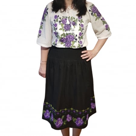 Fusta dama Ilinca broderie mov [1]