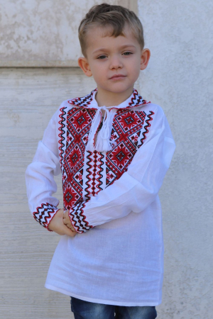 ie baieti - Ie băieți Aron broderie rosie