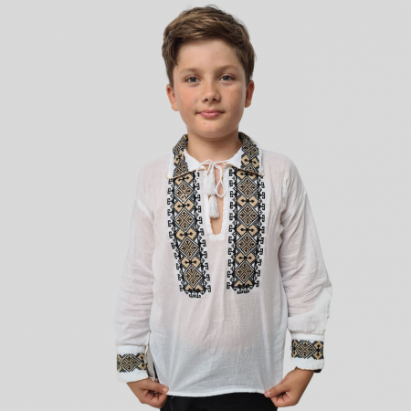 ie baieti - Ie băieți Valentin