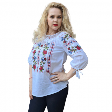 Dama - Ie damă Agata