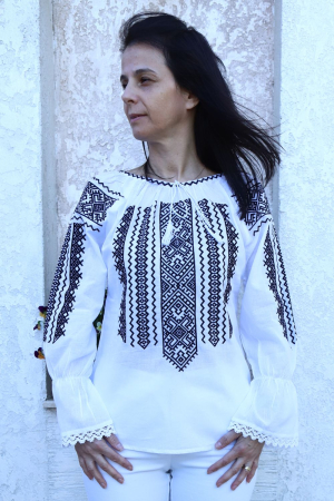 Ie damă Aurelia broderie neagra [1]