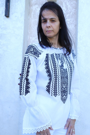 Ie damă Aurelia broderie neagra [2]