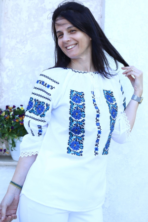 Ie damă Tamara broderie albastra [4]