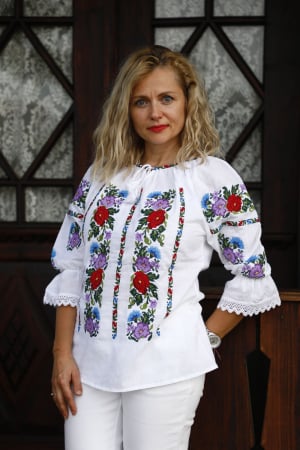 ie - Ie dama Malina